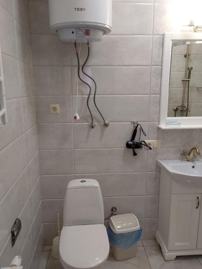 Relax Complex Hotel ボルィースピリ エクステリア 写真